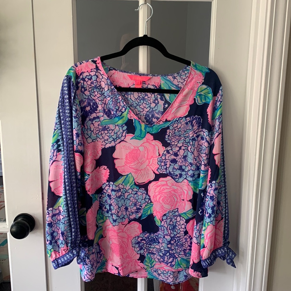 NWT Large Lilly Pulitzer Top